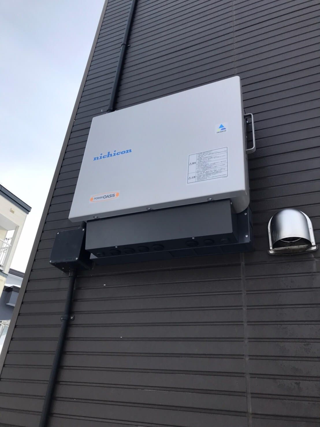 エコテックジャパンの蓄電池施工事例2